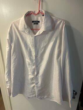 Nine West White Button-Down Shirt with Dot-Trim Collar - Size XL